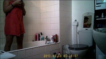 [Image: Voyeur30125135238.jpg]