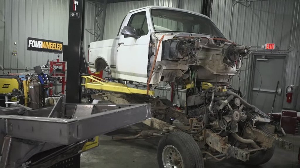 [Image: gues4n11ilq1.jpg]