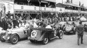 24 HEURES DU MANS YEAR BY YEAR PART ONE 1923-1969 - Page 15 37lm09-Delahaye135-CS-LVilleneuve-AVagniez-2