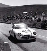  1965 International Championship for Makes - Page 3 65tf36-Alfa-Romeo-Giulietta-SZ-M-Battista-A-Monaco