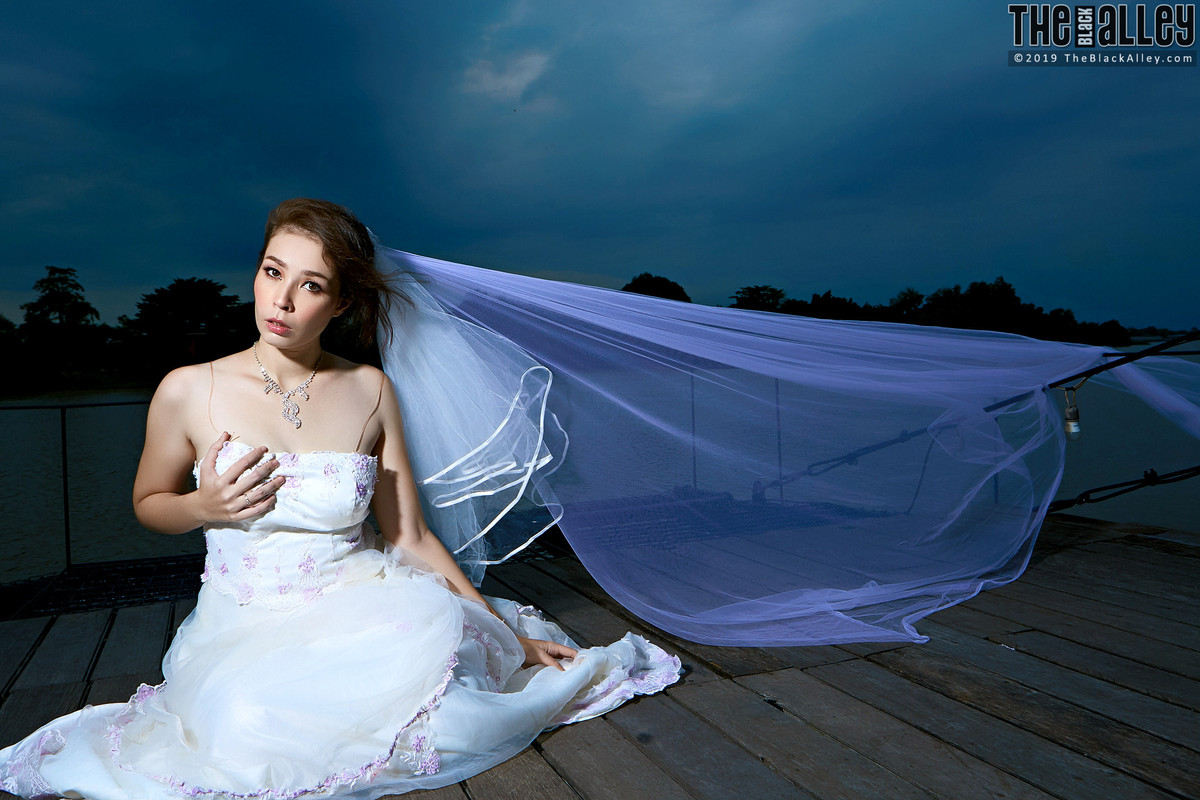 natcha-10-060