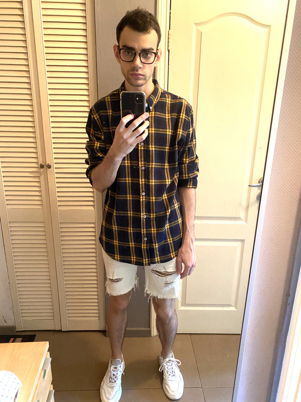 0F3A8EC4-ED4D-4AF9-B79D-2297F3304082