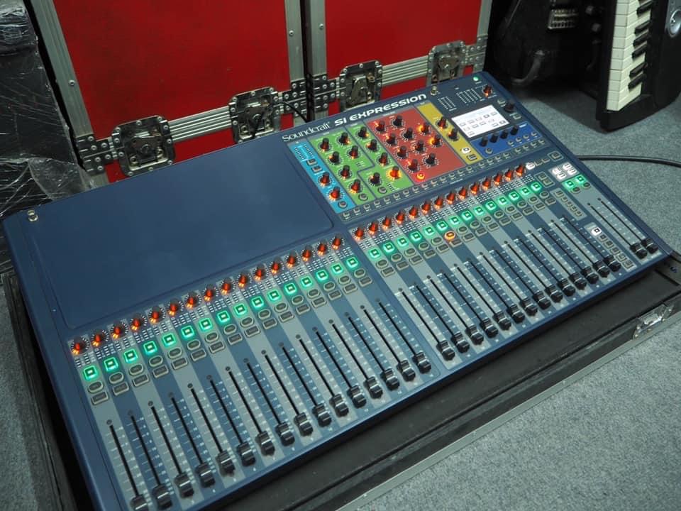 0ED858D6-FE90-44D8-B90B-B79A7123895B