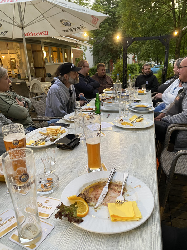 3C5F7310-4700-454A-884C-2F9B2C470E4B