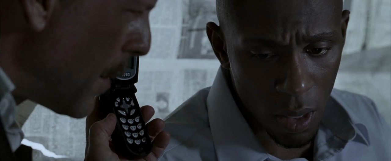 16 Blocks 2006 BluRay [Hindi + English] 480p, 720p Screenshot