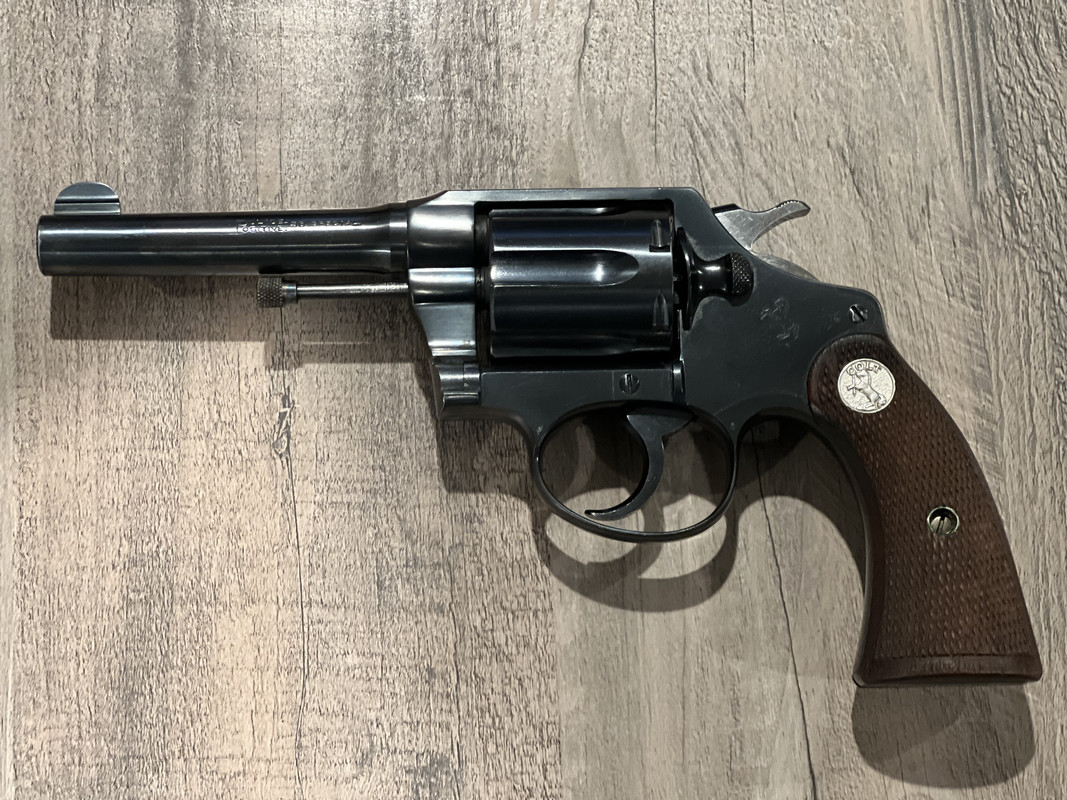 89CA16DB-DE81-44F5-8FBD-DCF7E0AB2B52