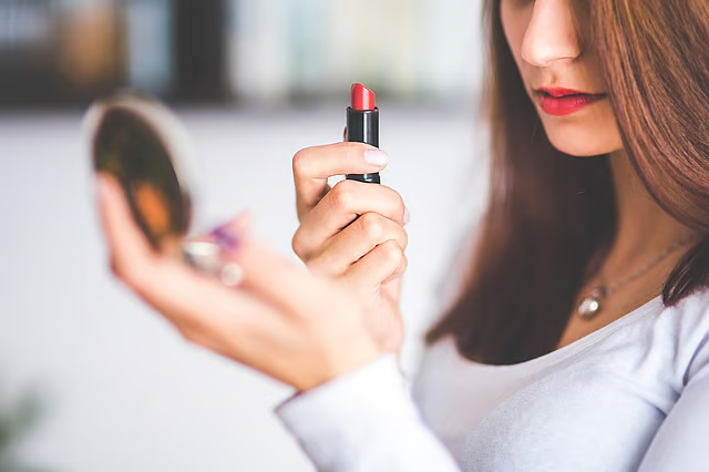 The Psychology of Lipstick Confidence