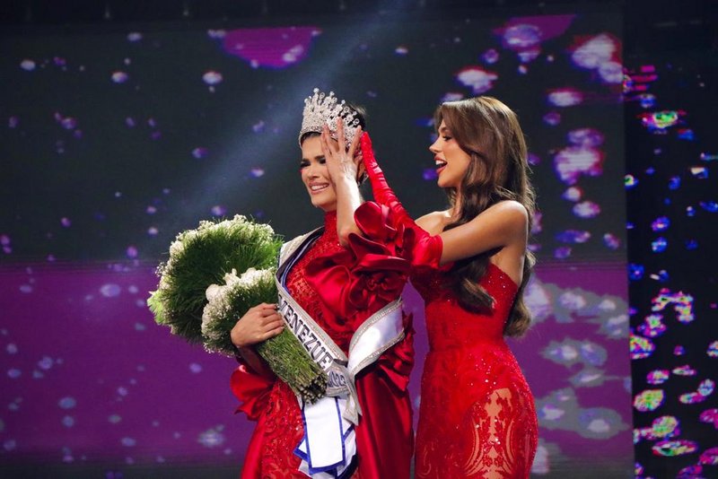 Ileana Márquez es la nueva Miss Venezuela 2023 y Sakra Guerrero la Miss International Venezuela 2023 Whats-App-Image-2023-12-08-at-1-04-12-AM-3