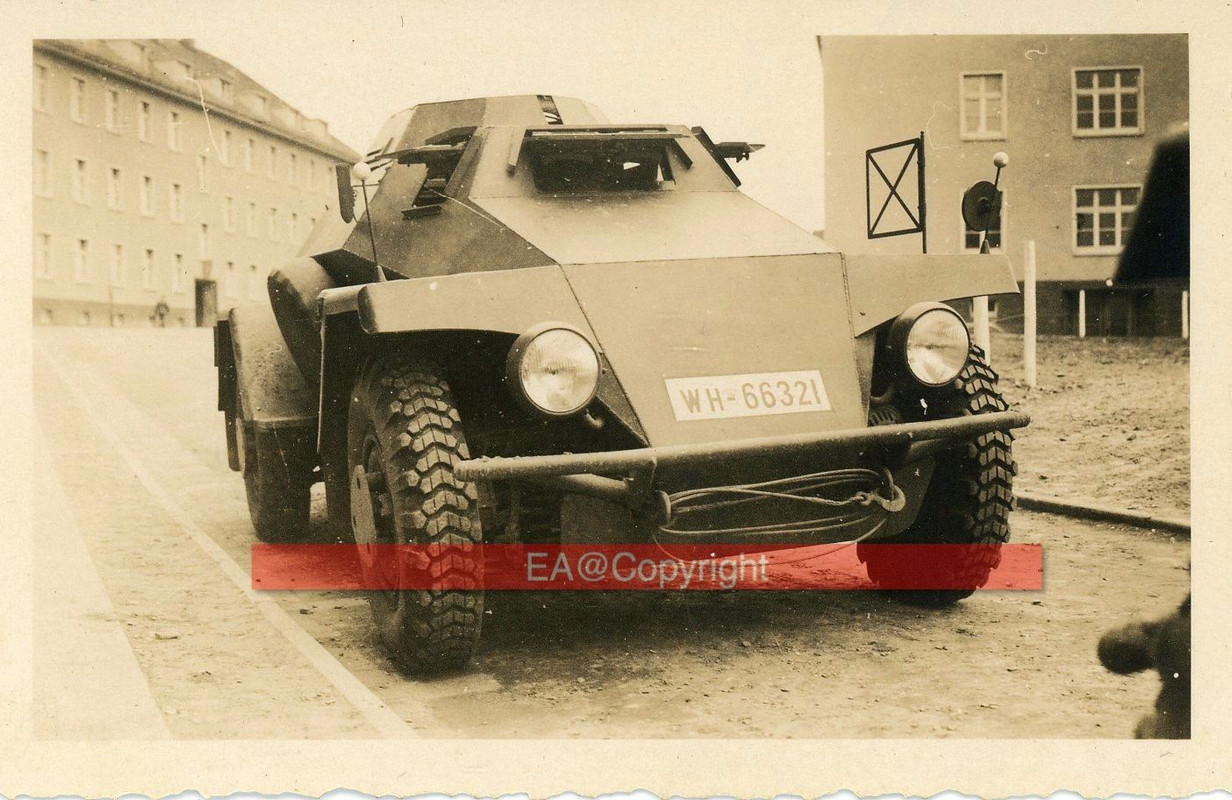 Panzerspähwagen Panzer Tank 4-Rad Foto