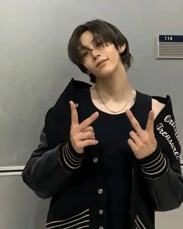 weverse_20250627200724-1_copy_648x810