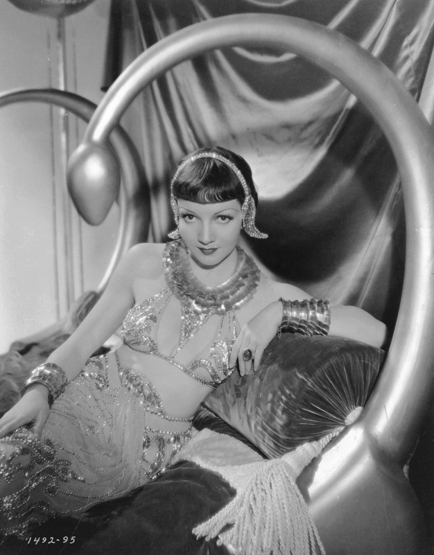 claudette_colbert_c17