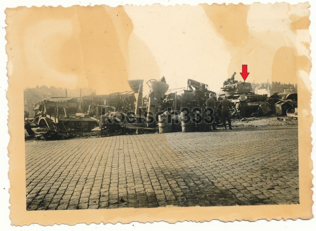 Kanlaküste Frankreich englische Fahrzeug Wracks 