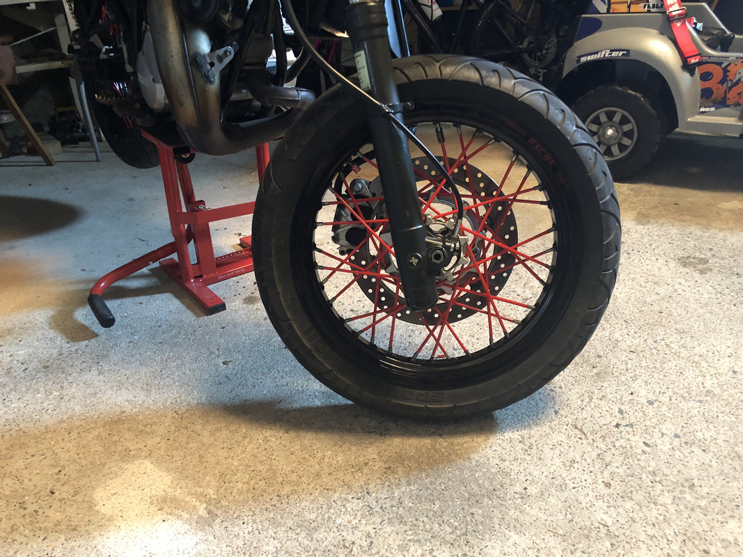 AAC17A35-4283-447E-BCA6-DC9233C49AAE