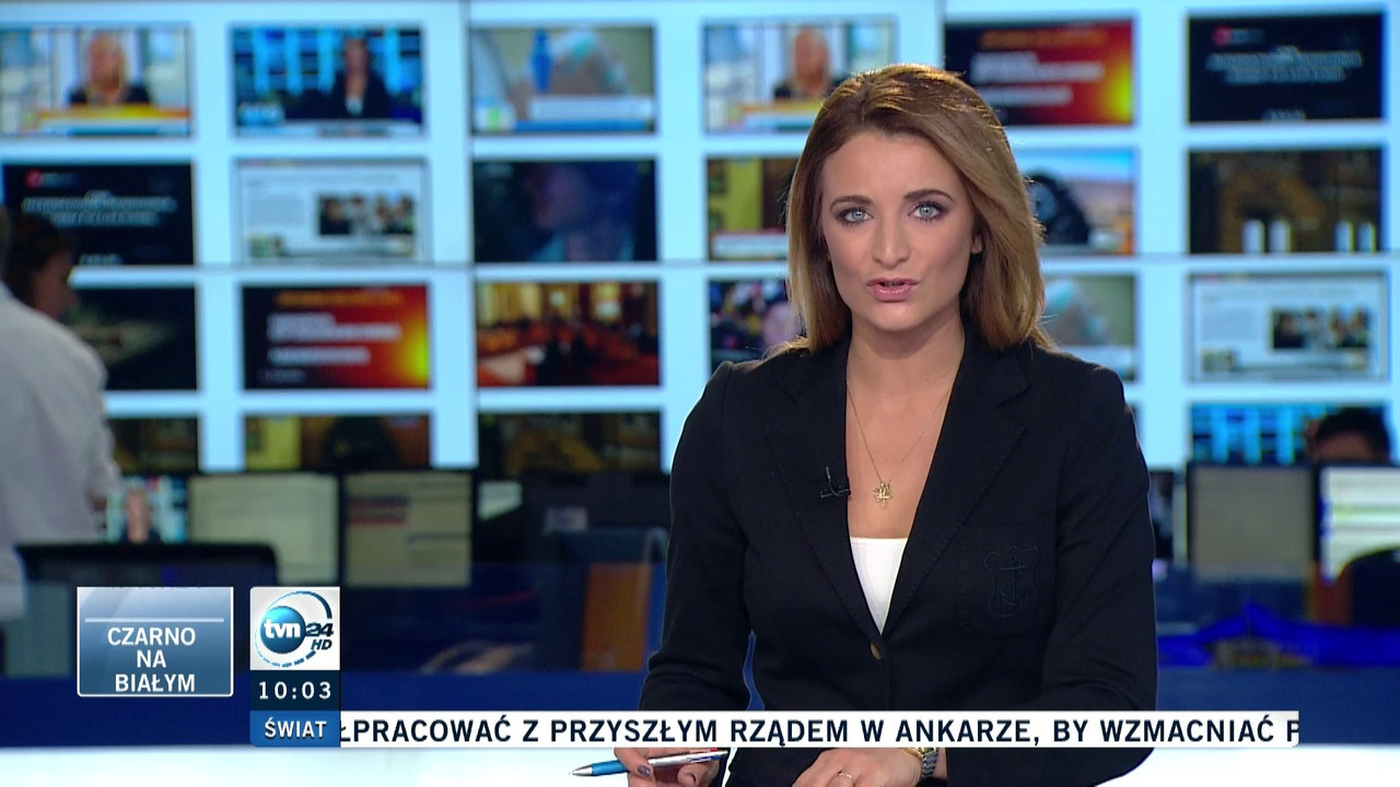 TVN_24_HD-02112015-0958.mts (0_04_50) 004027