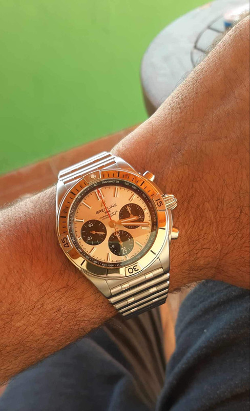 2F1E2765-794B-42EA-B5DF-7E7778061924