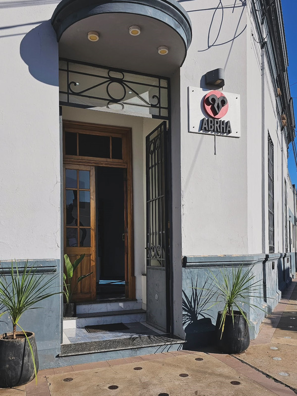 Nuestro Local Abrha
