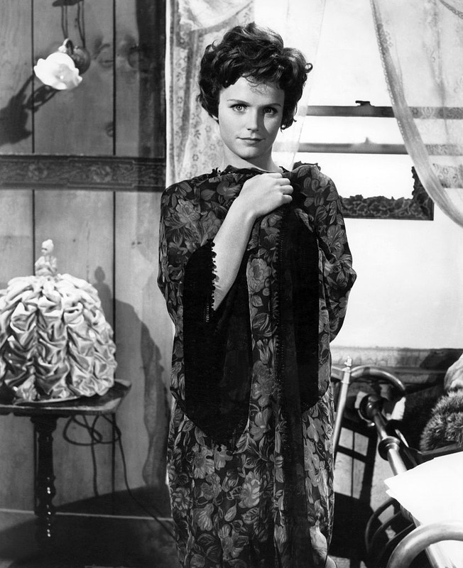Lee_Remick_d04
