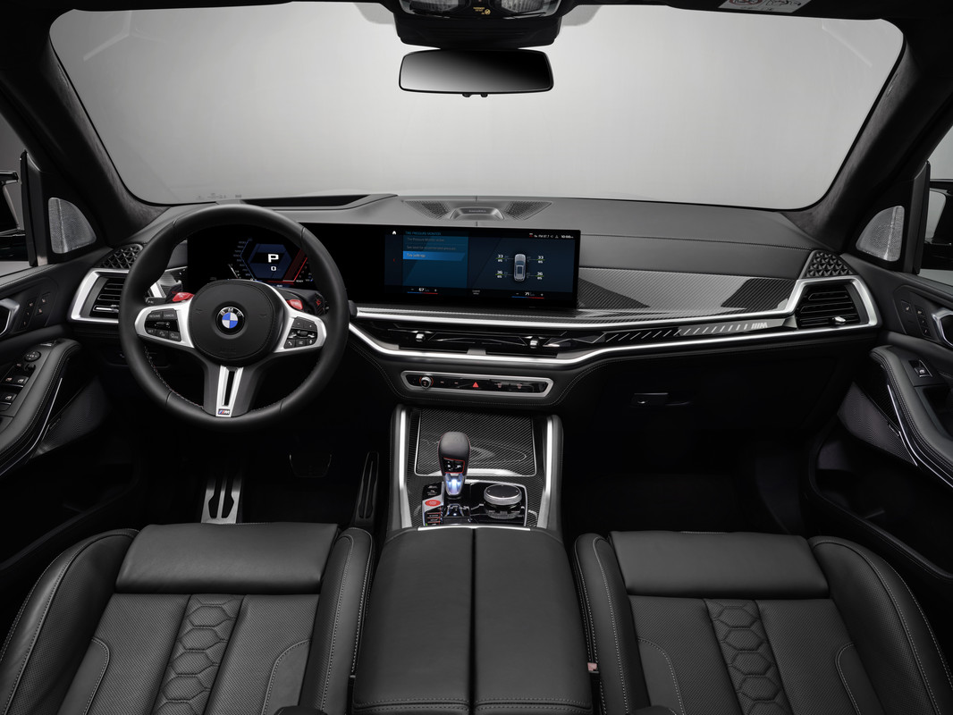 P90495544_highRes_the-new-bmw-x5-m-com