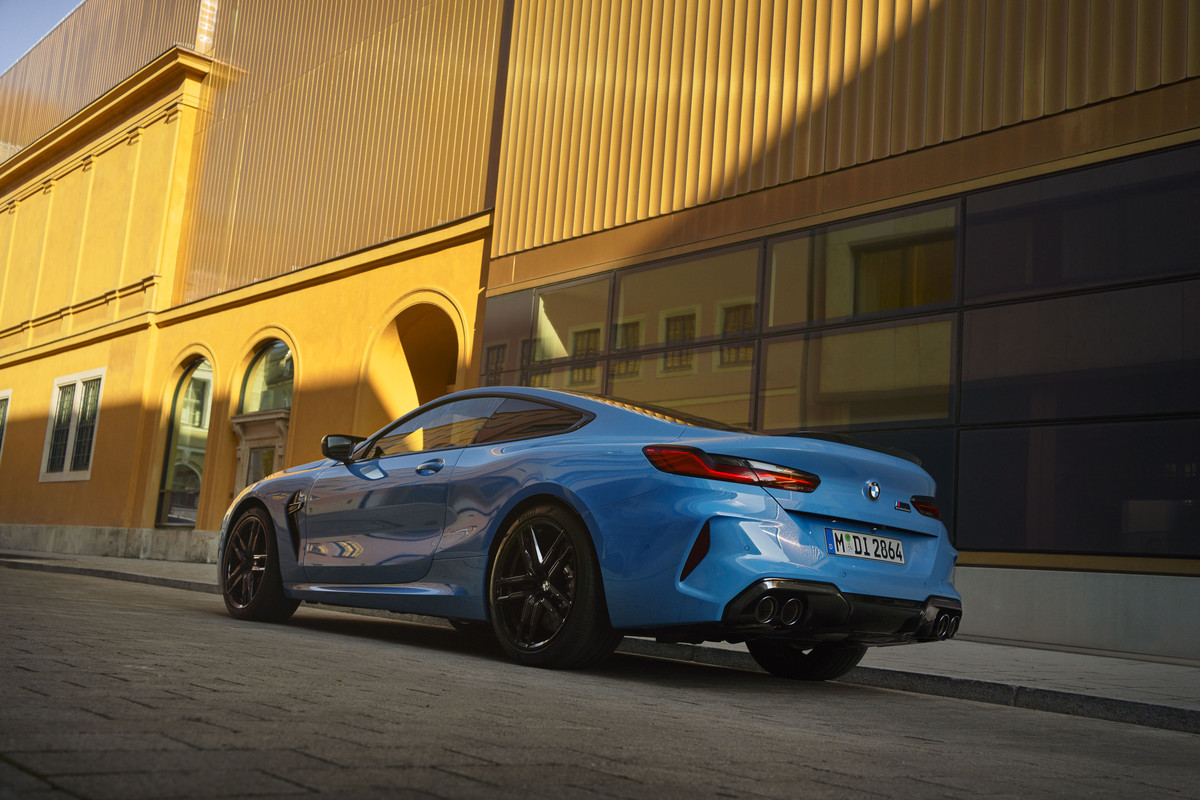 P90448604_highRes_bmw-m8-competition-c