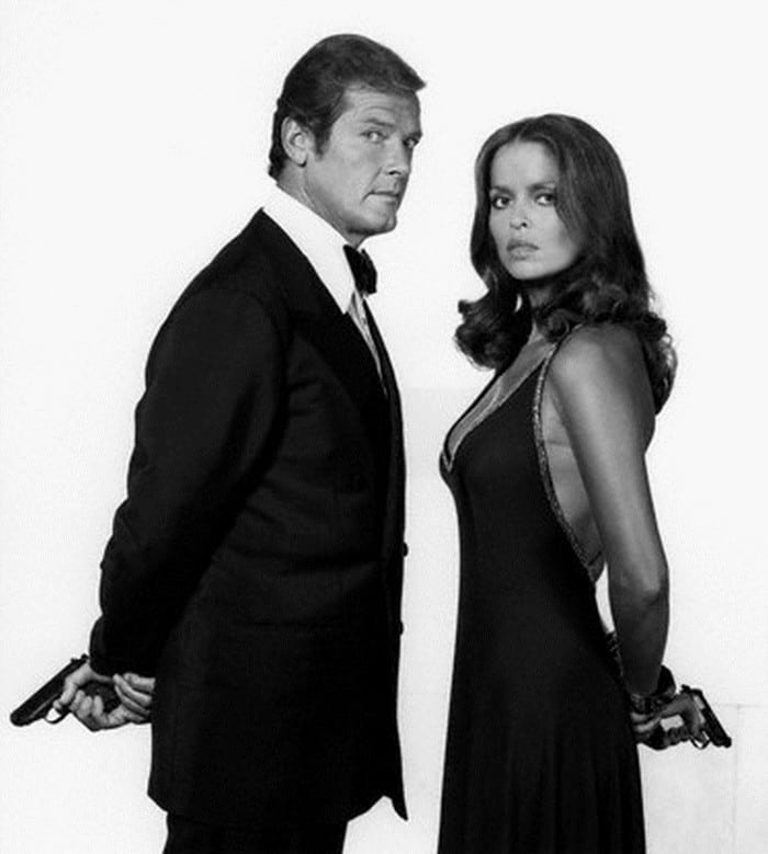 Barbara_Bach_a81