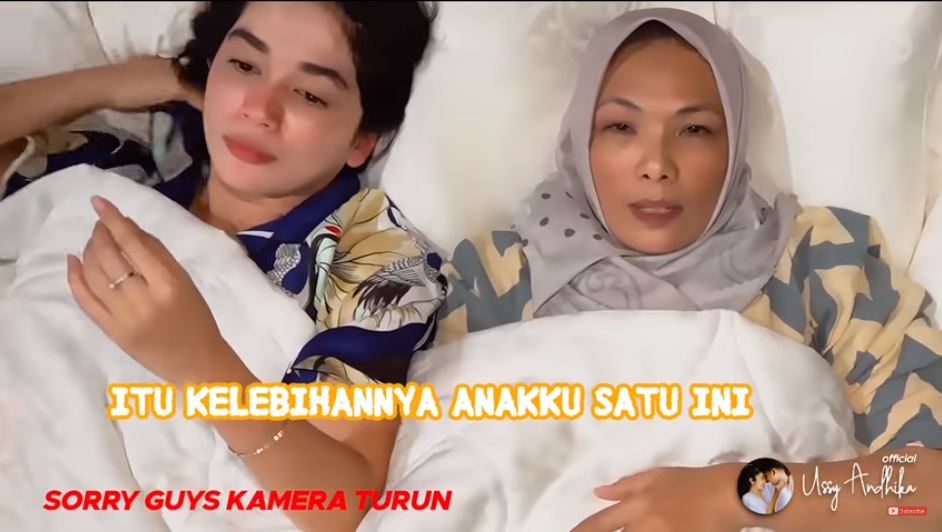 Ussy Sulistiawaty dan Sherly Hesti Erawati bicara masa lalu