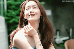 tumblr_49168f44805a8aa1862e465526627099_7c1ccc0e_250