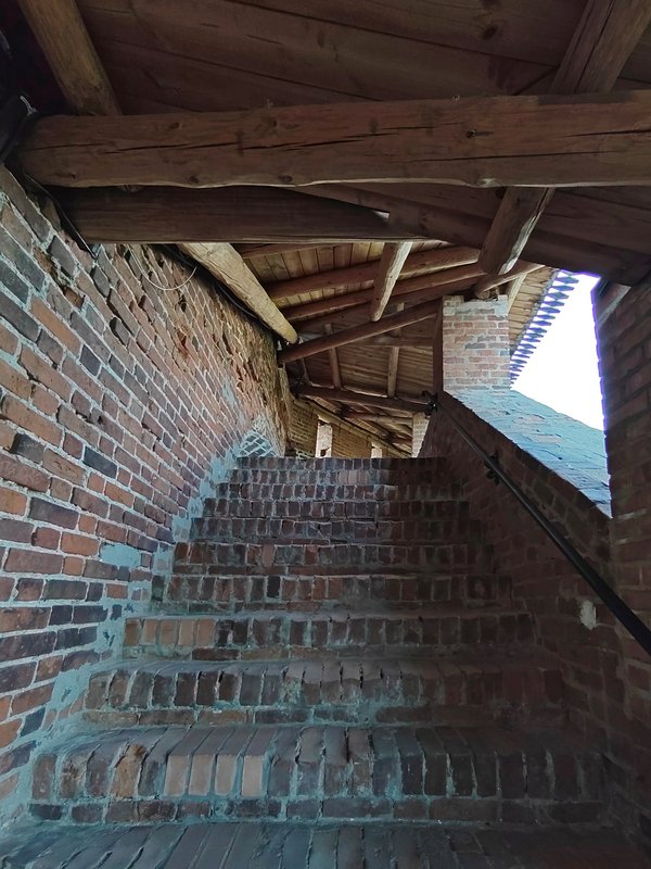 https://i.postimg.cc/xdNrhB8j/210-IMG-20240529-174225.jpg