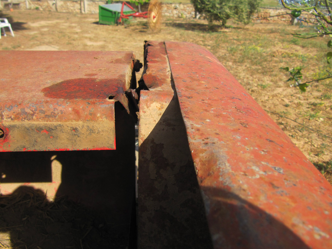 [Massey Ferguson 20-8] Restauración de empacadora IMG-2455