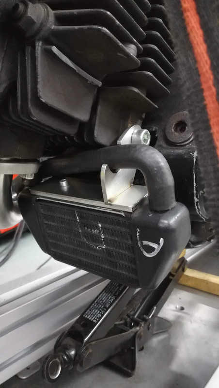 24CAF6CA-2F50-481C-8CDE-621F0B4B886D