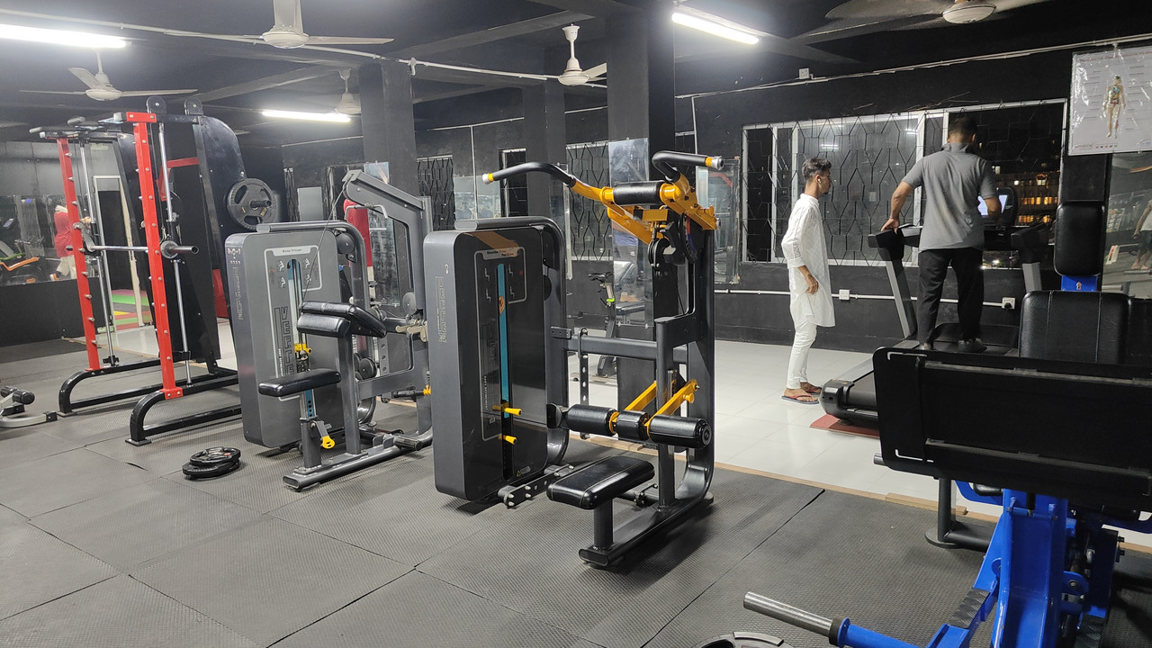 Fit & Fight Gym Specialized Equipment