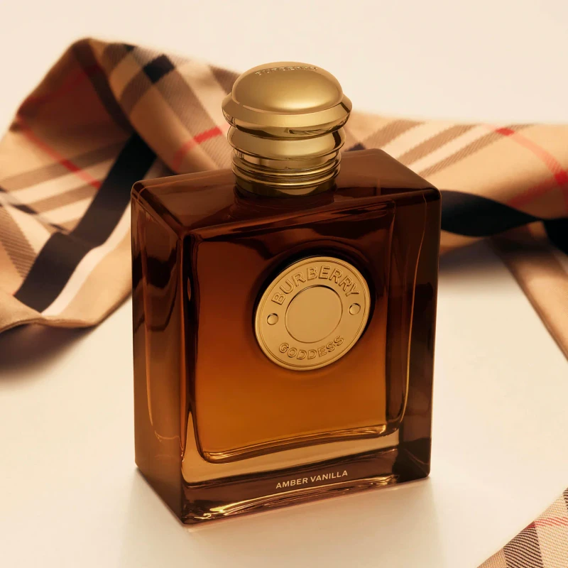 nouveau burberry goddess amber vanilla eau de parfum femme 2026 que sent le nouveau parfum burberry goddess amber vanilla ?