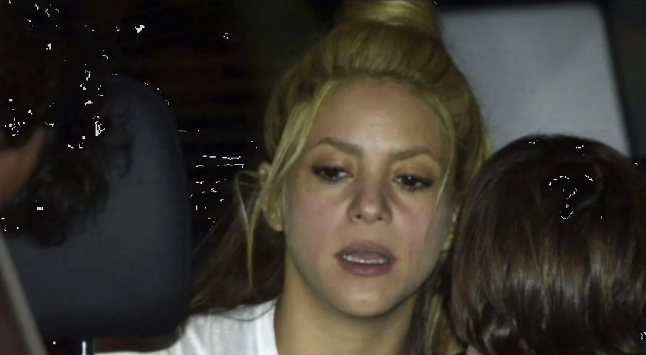 ¿Destrozada? Captan a Shakira llorando en parque de España