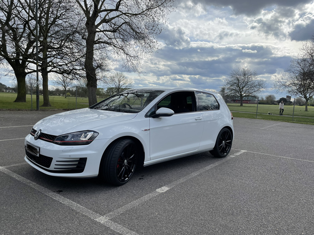 26B86ED5-C760-4951-B164-7C8F449E39FE