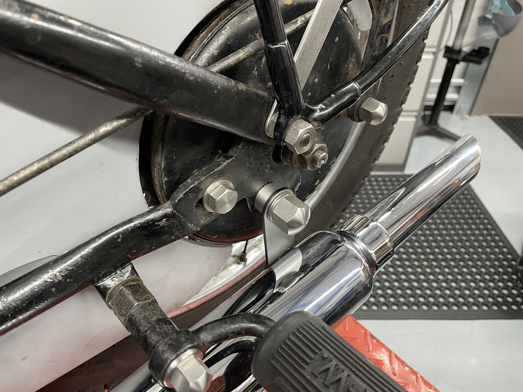 D5549862-04BD-41AB-81EE-3A0ED51EBF1A