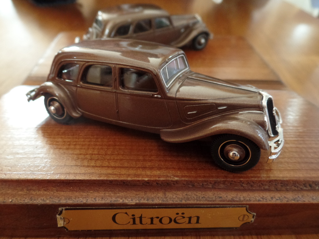 Norev - 22 cv Familiale Beige irisé