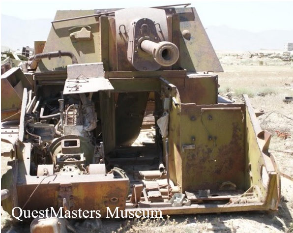 Epaves  Un-char-russe-SU-76-d-truit-de-la-Seconde-Guerre-mondiale-trouv-dans-un-d-potoir-de-Kaboul-en-Afgh
