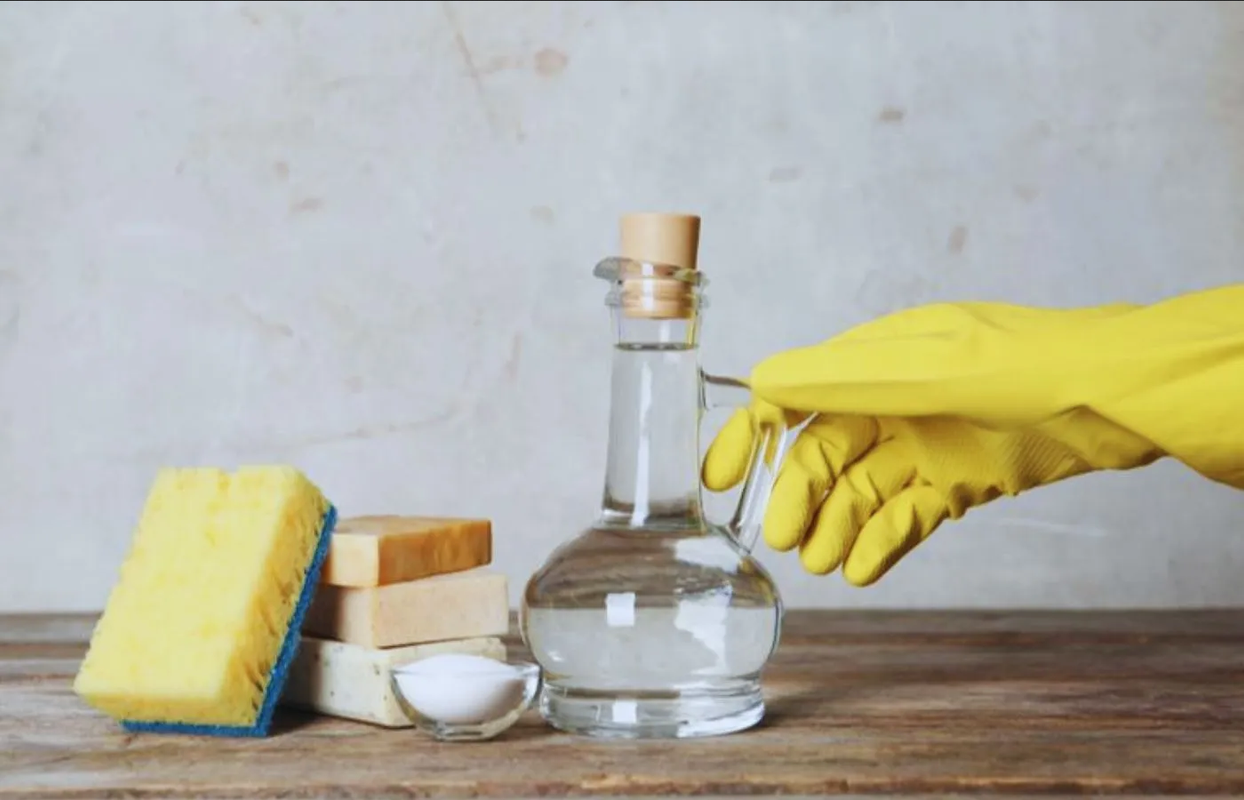 ¿Qué es lo que no debe limpiarse con vinagre?