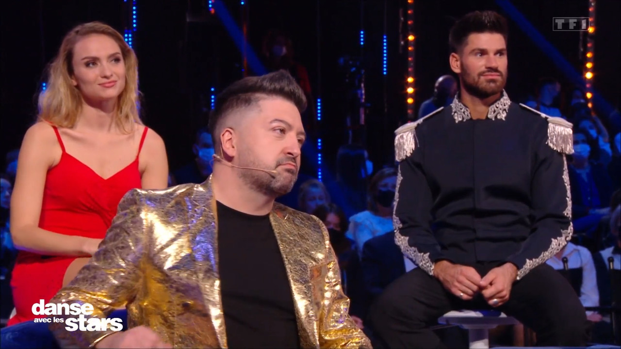 2021-11-12_22_55_TF1_Danse-avec-les-stars-la-suite.mp4_snapshot_00.57.25.669