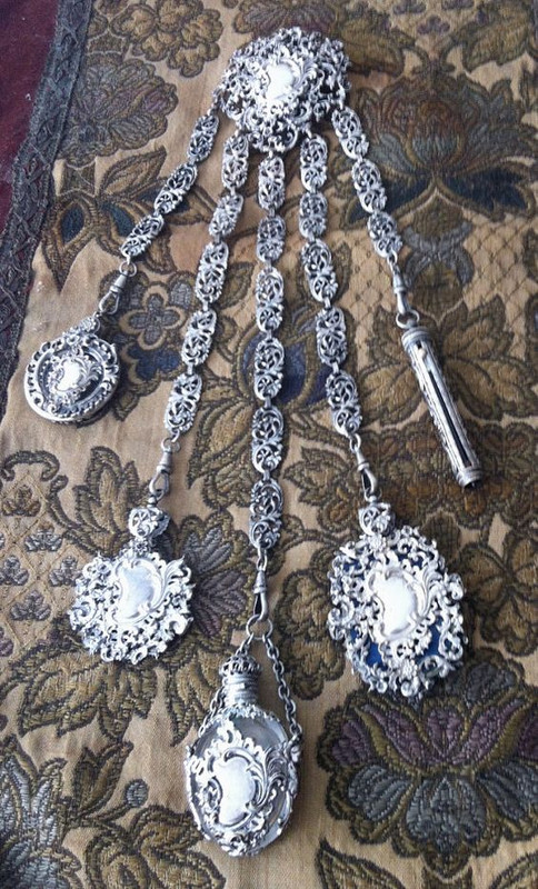silverpendants.jpg