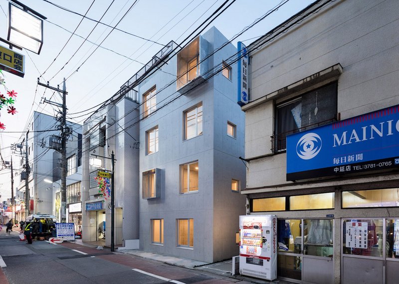 modelia-days-sasaki-architecture-atelier-onakanobu-tokyo-apartment-block_dezeen_1568_5