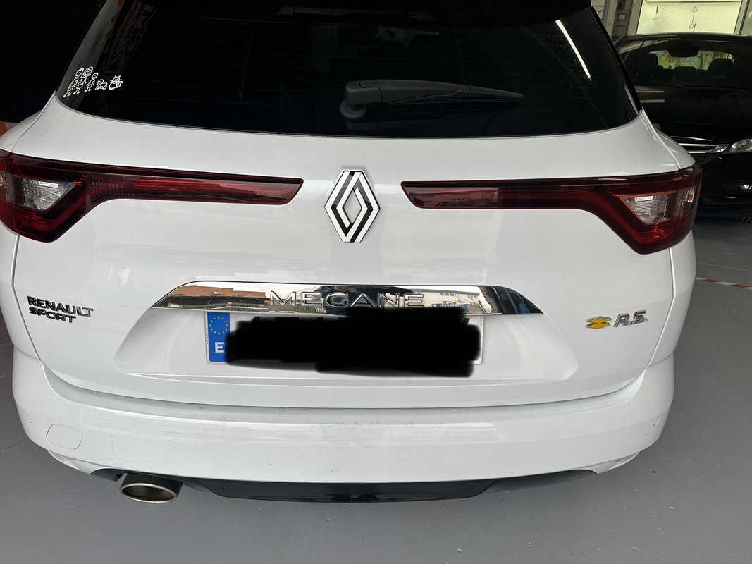 B22B99F4-39E6-451E-80A6-4C02C0ACF4C8