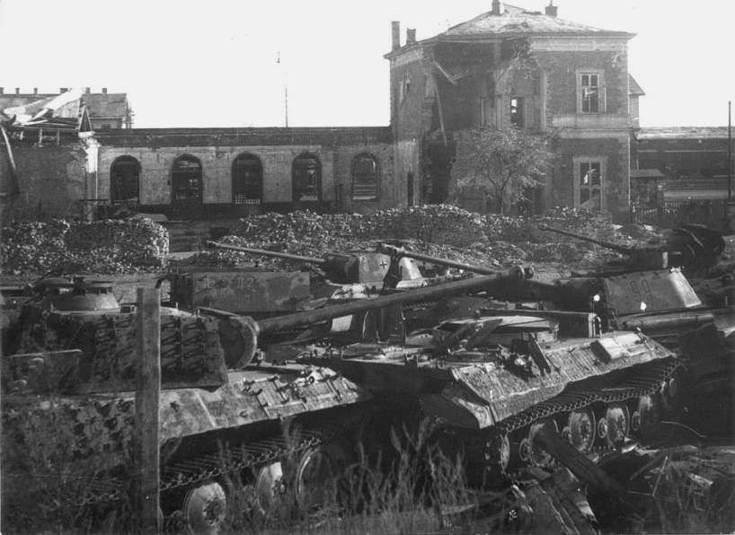 Armes et équipements abandonnés à Znojmo (Tchécoslovaquie) Zno4