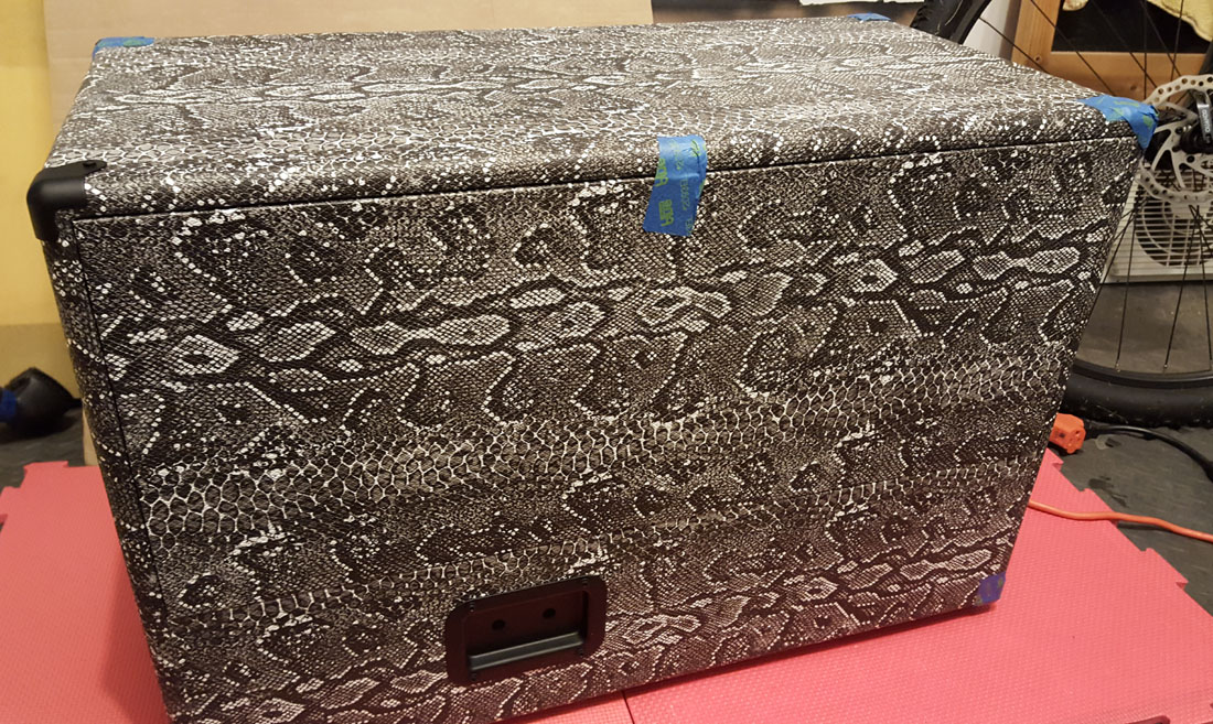 VN_2x12_Grey_SnakeSkin_17