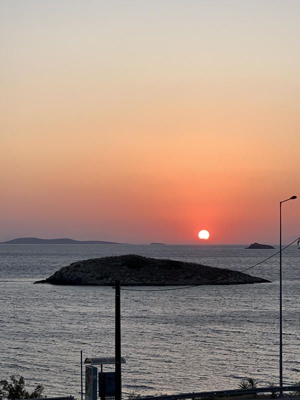 95F9E7B2-9CAC-4864-A83B-B408F27C317E