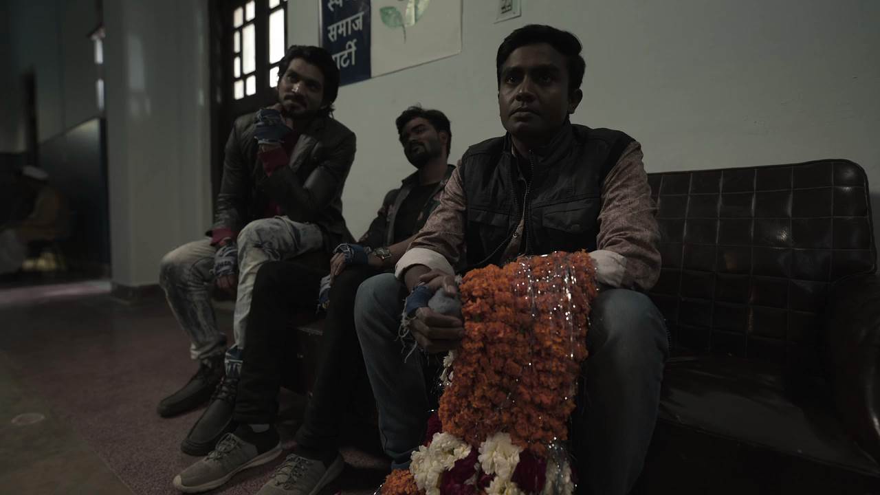 Choona (2023) Season 1 [Hindi + Tamil + Telugu] WebRip 480p, 720p ESub - Complete Screenshot