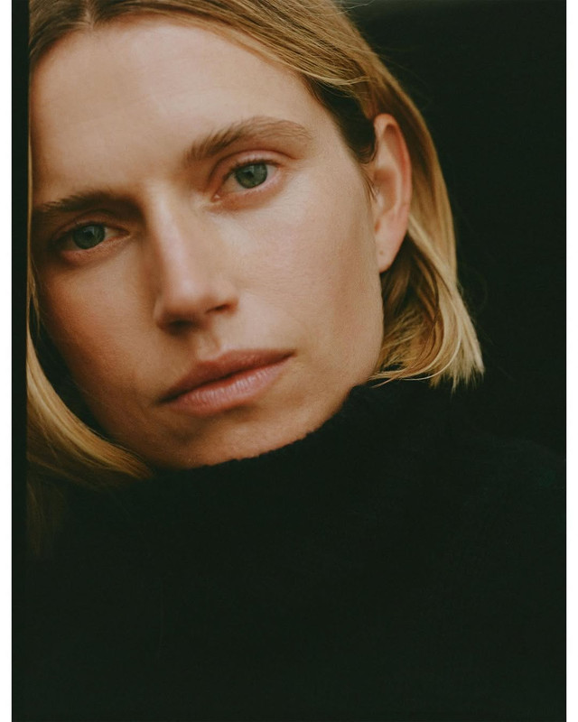 @catovanee @tess__sullivan @shannonrasheedbeauty @marinamigliaccio @studio_casey @milk (13)