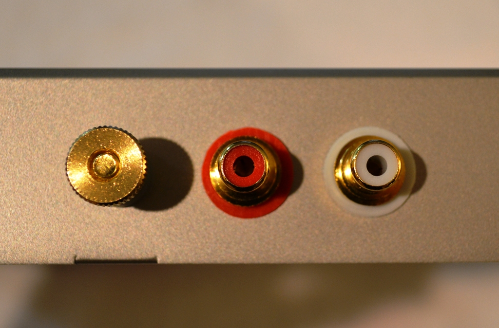 SL-1401-RCA-Jacks-1.jpg