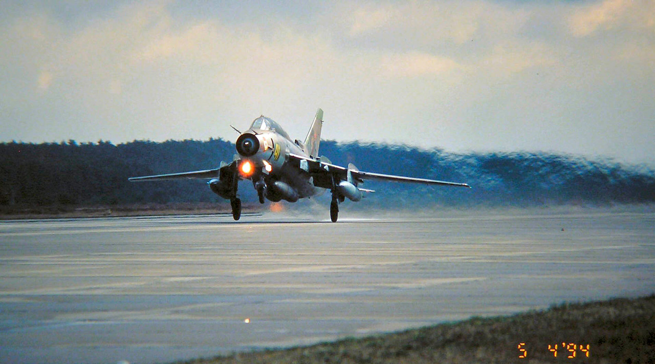 20 GvAPIB Su-17M4 41 yellow_15412_Groß Dölln  Гросс-Дёльн 05.04.94