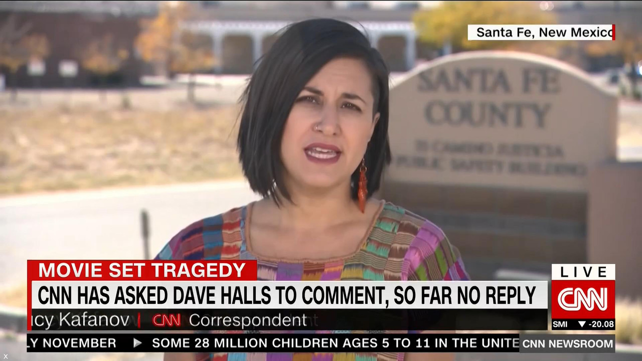10.25 - 09.00.00 - CNN Newsroom with Isa Soares. Live from London, Is....ts_snapshot_00.10.28_[2021.