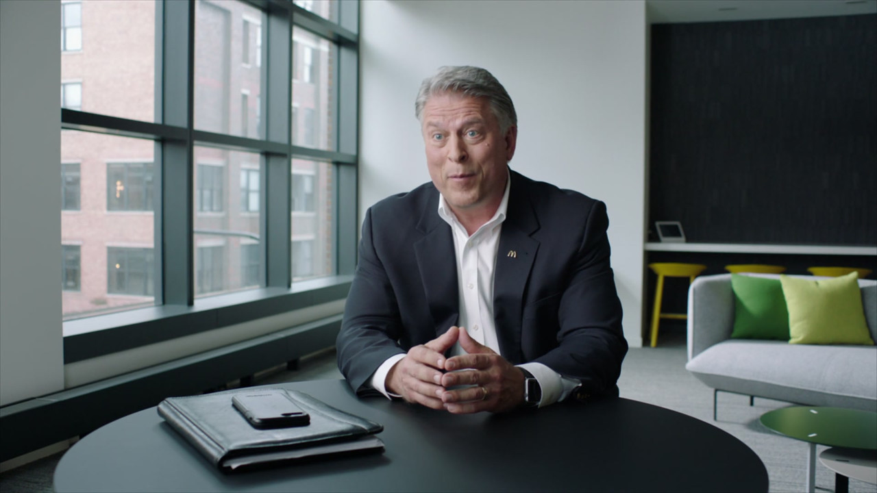 McMillions (2020) S01E01 Episode 1 1080p AMZN Webrip x265 10bit EAC3 5.1 - Ainz[TAoE]